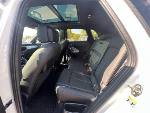 2020 Audi Q3 quattro S line Premium 45 TFSI