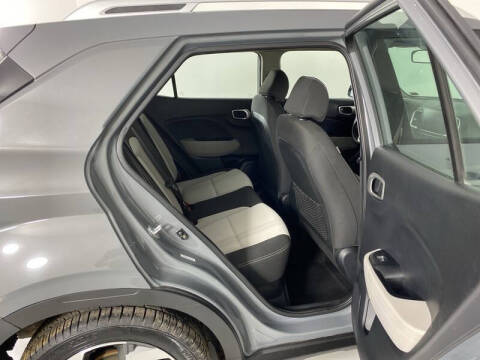 2021 Hyundai Venue SEL