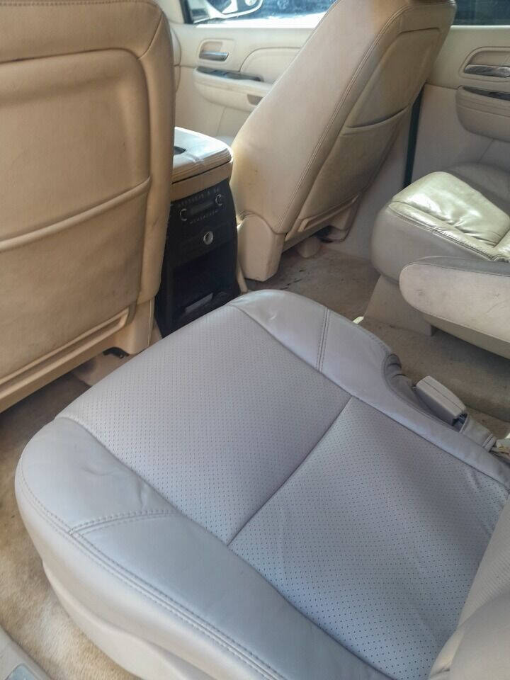 2008 CADILLAC Escalade SUV / Crossover - $7,950