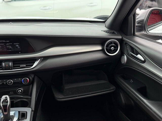 2024 Alfa Romeo Stelvio Veloce