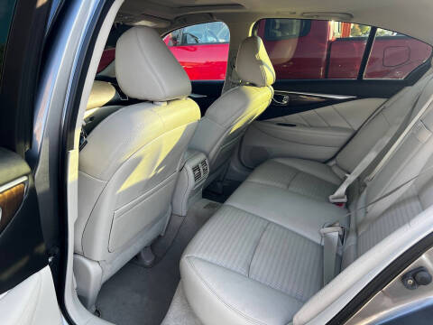 2014 Infiniti Q50 Hybrid Sport