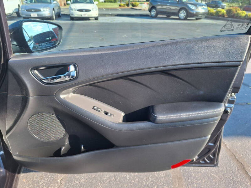 2017 Kia Forte5 EX
