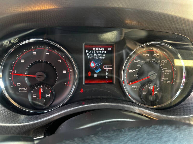 2012 Dodge Charger SE