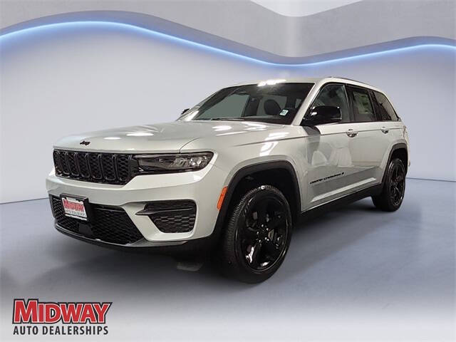 2025 Jeep Grand Cherokee for sale at MIDWAY CHRYSLER DODGE JEEP RAM in Kearney NE