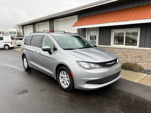 2020 Chrysler Voyager for sale at PARKWAY AUTO in Hudsonville MI