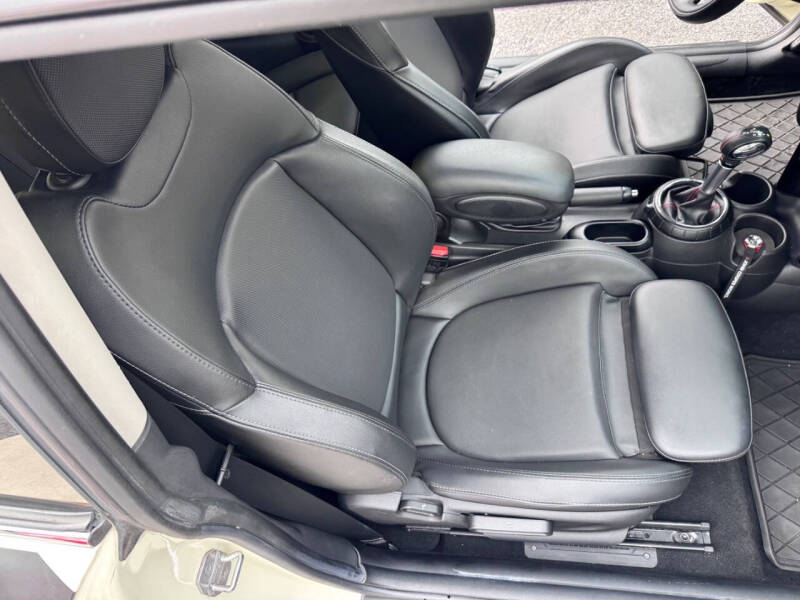 2015 MINI Hardtop 2 Door Cooper S