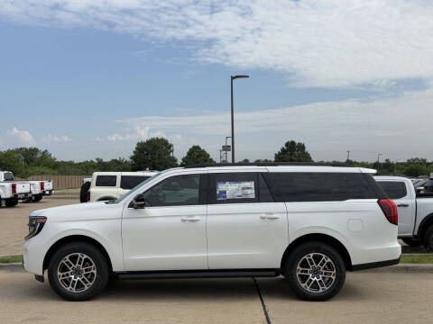 2026 Ford Expedition MAX Active