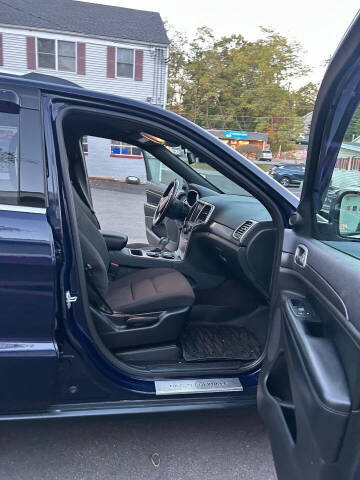 2018 Jeep Grand Cherokee Laredo E