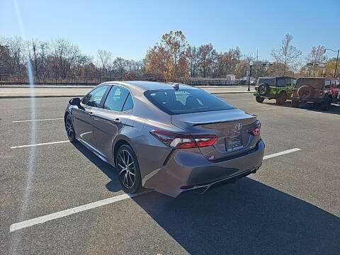 2024 Toyota Camry SE