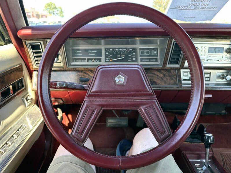 1985 Chrysler Le Baron Mark Cross