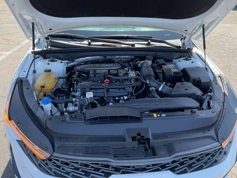 2022 Kia K5