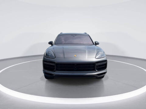 2021 Porsche Cayenne Turbo S E-Hybrid