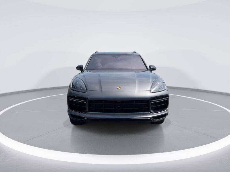 2021 Porsche Cayenne Turbo S E-Hybrid
