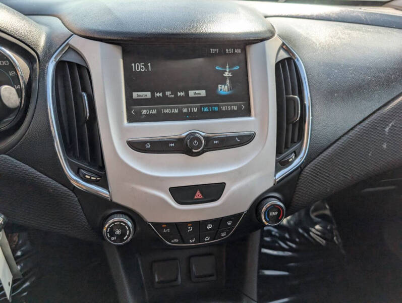 2017 Chevrolet Cruze LS Auto