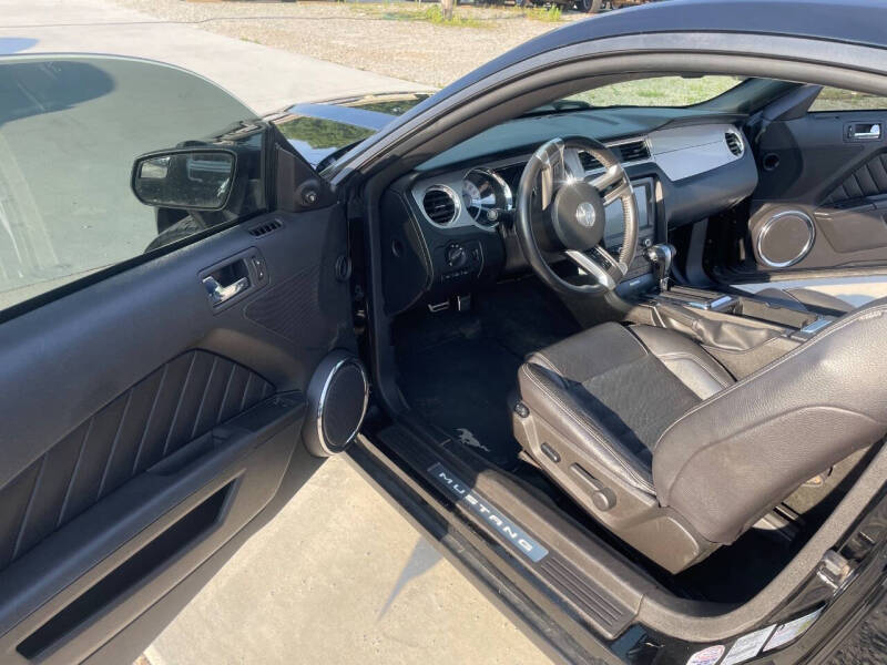 2012 Ford Mustang V6 Premium