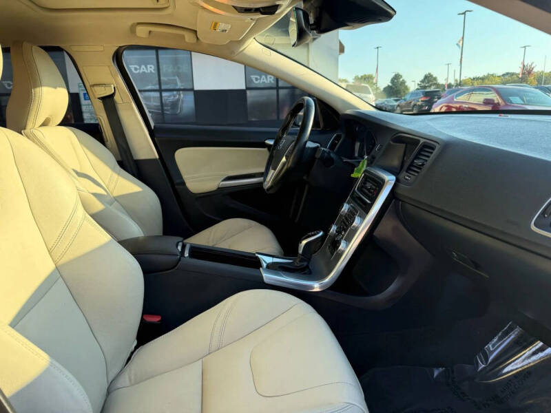 2018 Volvo S60 T5 Dynamic