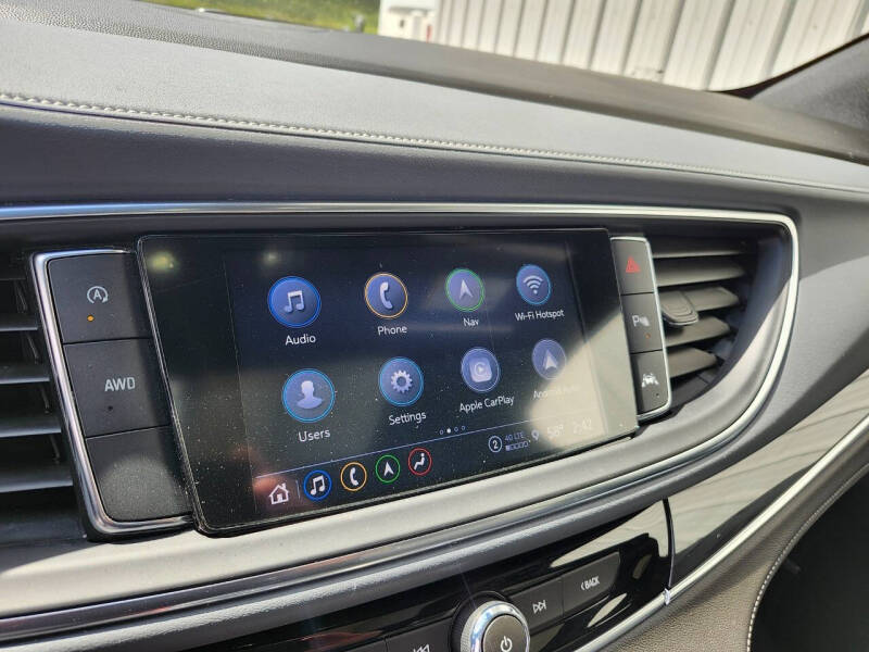 2023 Buick Enclave Essence
