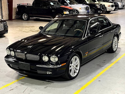 2004 Jaguar XJR