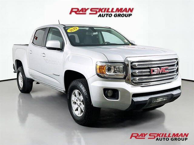 Silver 2019 GMC Canyon SLE 4x2 SLE 4dr Crew Cab 5 ft. SB 1