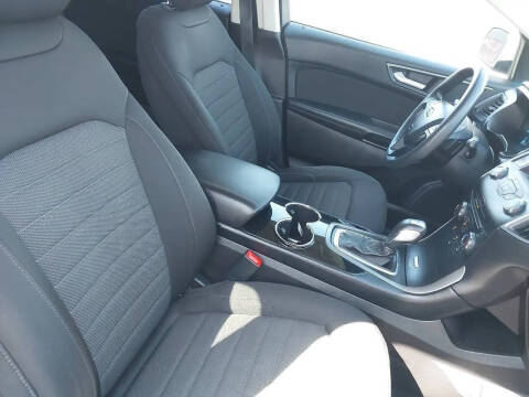 2017 Ford Edge SE