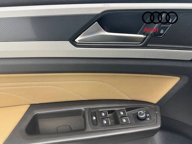 2022 Volkswagen Atlas Cross Sport V6 SEL R-Line 4Motion