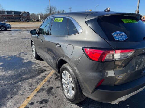 2020 Ford Escape SE