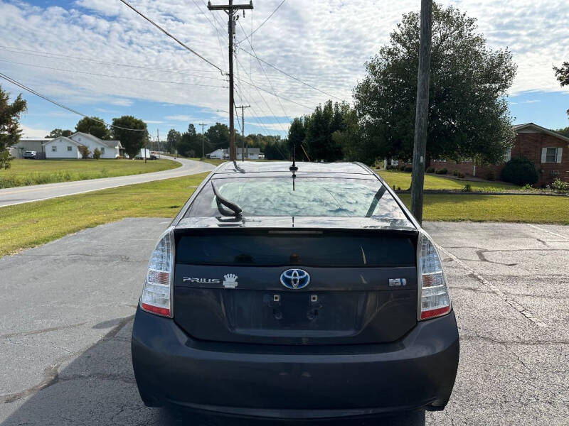 2011 Toyota Prius Two