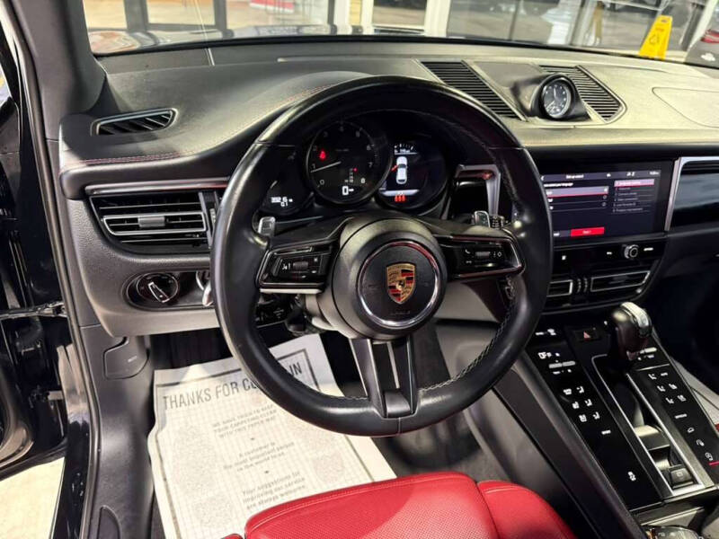 2023 Porsche Macan