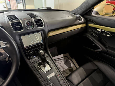 2015 Porsche Cayman GTS