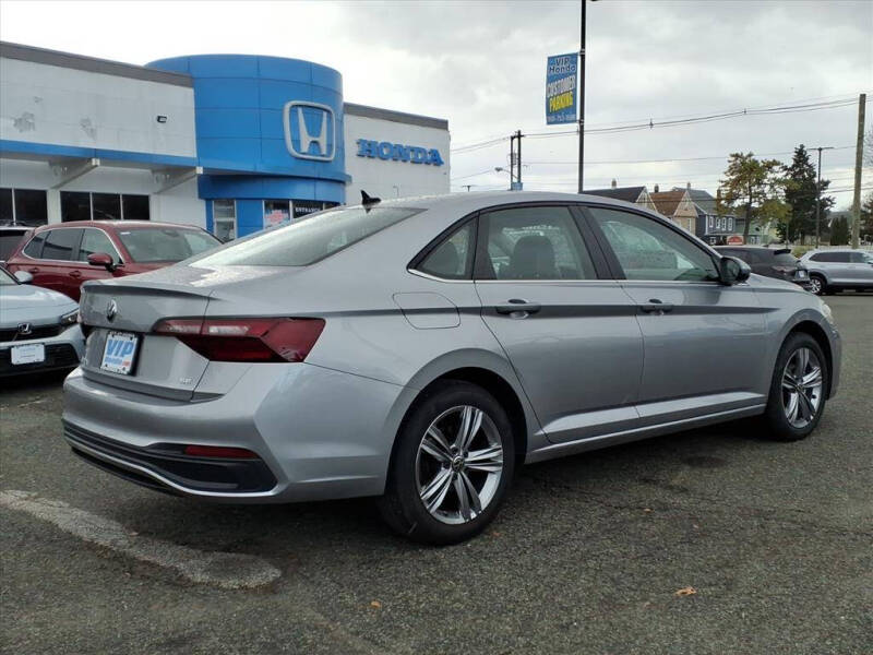 2024 Volkswagen Jetta SE