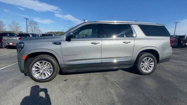 2023 GMC Yukon XL SLT