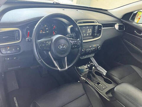 2017 Kia Sorento EX V6