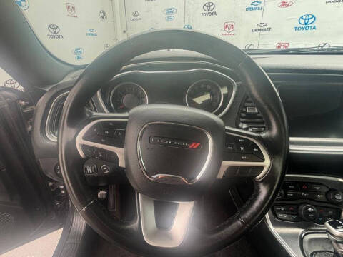 2018 Dodge Challenger SXT Plus