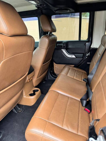 2012 Jeep Wrangler Unlimited Sahara