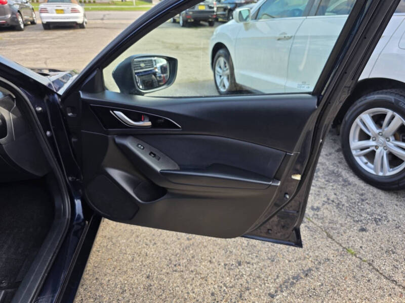 2015 Mazda MAZDA3 i Touring