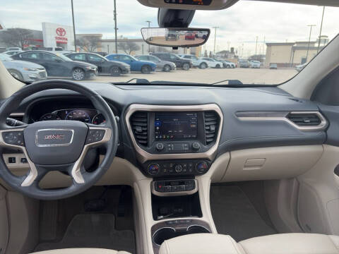 2021 GMC Acadia Denali