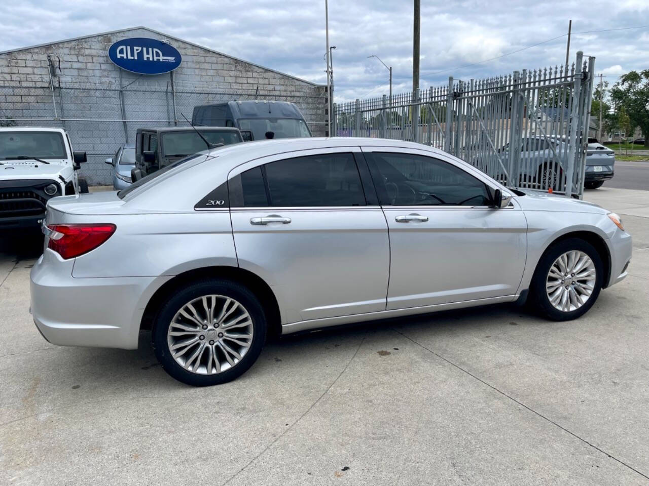 2011 Chrysler 200 for sale at Alpha Auto Sales in Detroit, MI