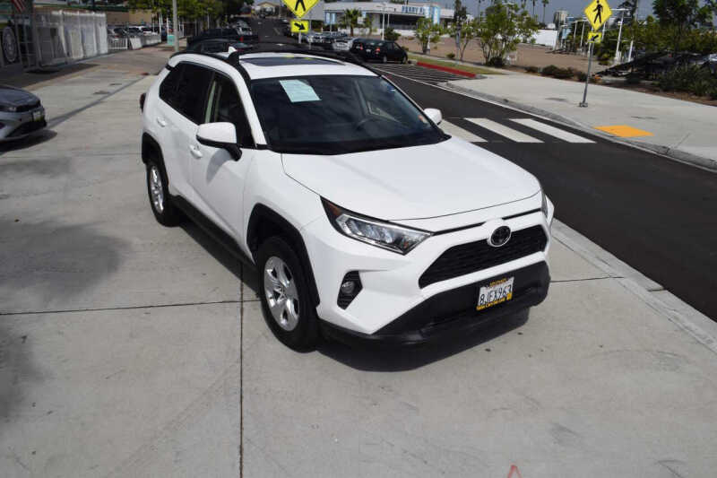 2019 Toyota RAV4 XLE