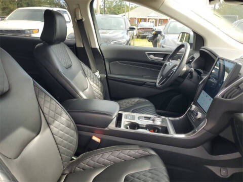 2024 Ford Edge Titanium