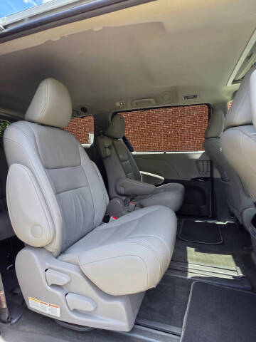 2017 Toyota Sienna