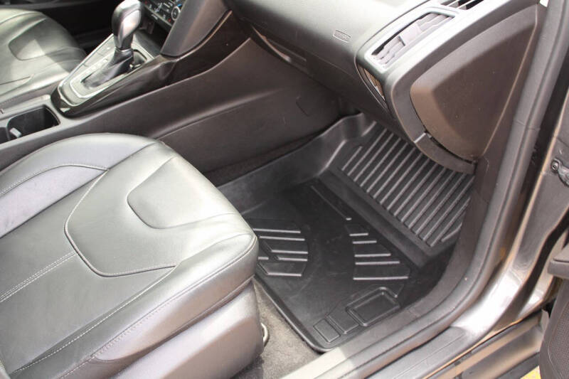 2018 Ford Focus Titanium