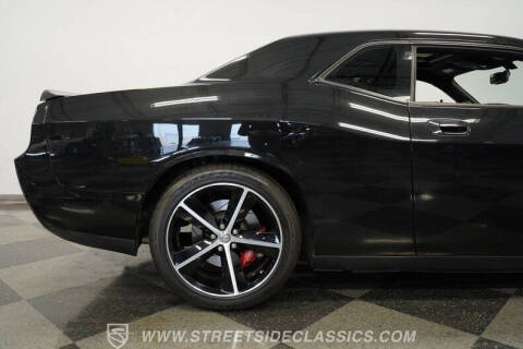 2010 Dodge Challenger SRT8