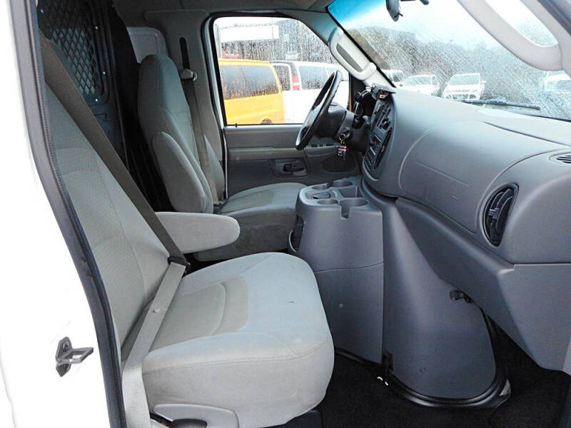 2008 Ford E-Series E-150