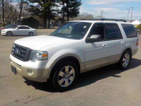 2010 Ford Expedition for sale at RTE 123 Village Auto Sales Inc. in Attleboro MA