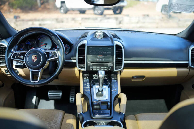 2017 Porsche Cayenne S