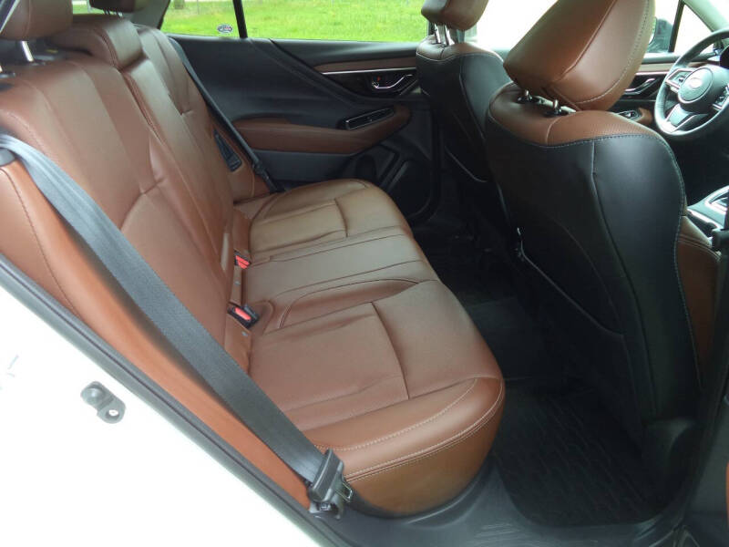 2022 Subaru Outback Touring XT
