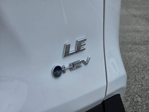 2025 Toyota RAV4 Hybrid LE