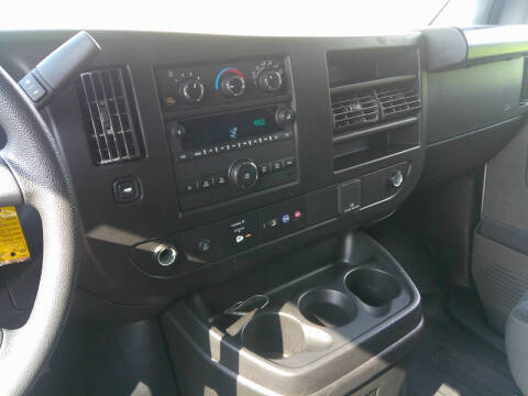 2023 GMC Savana 2500