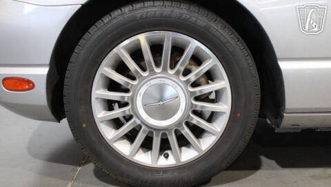 2004 Ford Thunderbird Deluxe