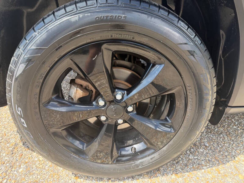 2017 Jeep Cherokee Sport